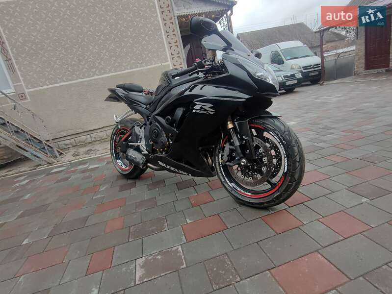 Спортбайк Suzuki GSX-R 600 2007 в 