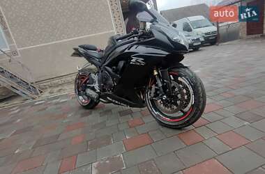 Спортбайк Suzuki GSX-R 600 2007 в 