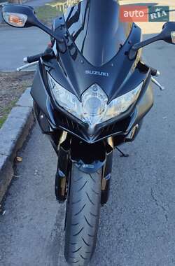 Спортбайк Suzuki GSX-R 600 2010 в 