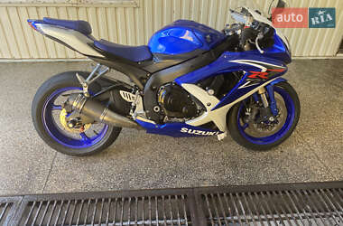 Спортбайк Suzuki GSX-R 600 2006 в 