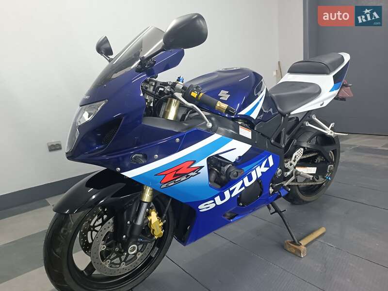 Спортбайк Suzuki GSX-R 600 2006 в Черновцах