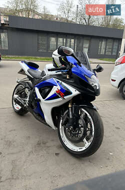 Спортбайк Suzuki GSX-R 600 2007 в 