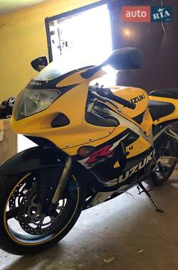Спортбайк Suzuki GSX-R 600 2001 в 