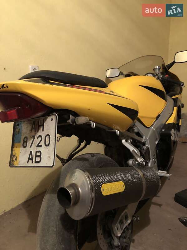 Спортбайк Suzuki GSX-R 600 2001 в Залещиках
