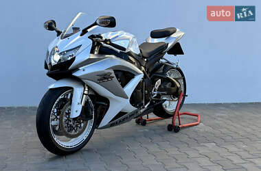 Спортбайк Suzuki GSX-R 600 2008 в 