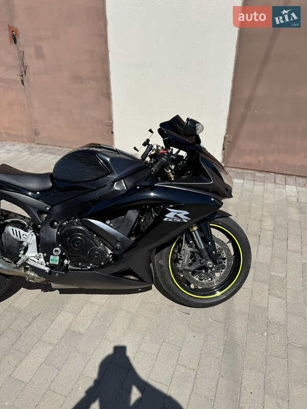 Спортбайк Suzuki GSX-R 600 2008 в Одессе фото 6 Спортбайк Suzuki GSX-R 600 2008 в Одессе