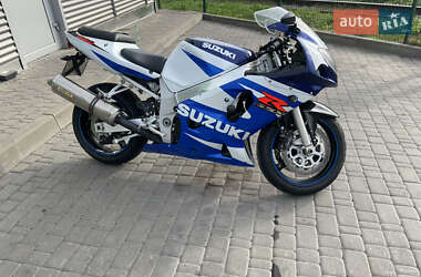 Спортбайк Suzuki GSX-R 600 2002 в 