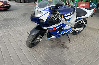 Спортбайк Suzuki GSX-R 600 2002 в 