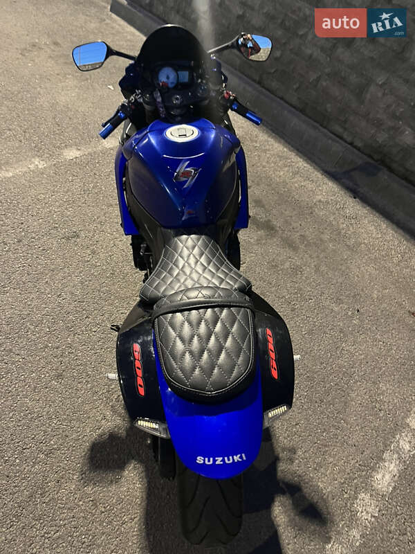 Спортбайк Suzuki GSX-R 600 2007 в Обухове