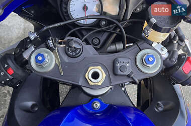Спортбайк Suzuki GSX-R 600 2014 в 