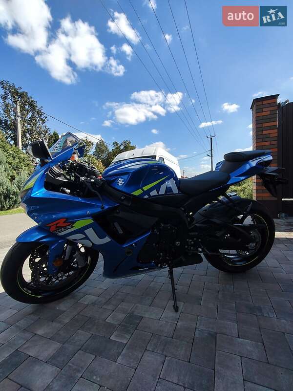 Спортбайк Suzuki GSX-R 600 2018 в Белогородке