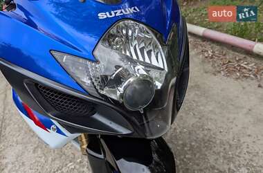 Спортбайк Suzuki GSX-R 600 2007 в 