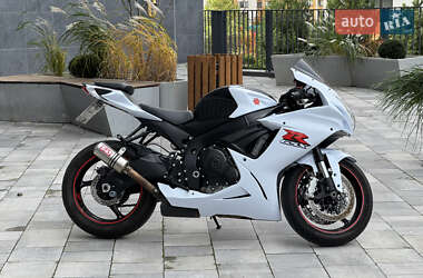 Спортбайк Suzuki GSX-R 600 2016 в Киеве