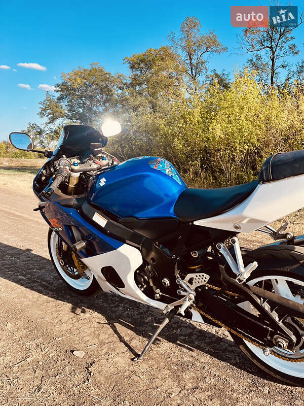 Спортбайк Suzuki GSX-R 600 2004 в Одессе