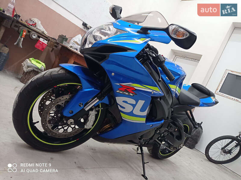 Спортбайк Suzuki GSX-R 600 2017 в Стрые фото 4 Спортбайк Suzuki GSX-R 600 2017 в Стрые