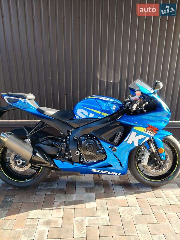 Спортбайк Suzuki GSX-R 600 2018 в Білогородці фото 19 Спортбайк Suzuki GSX-R 600 2018 в Білогородці