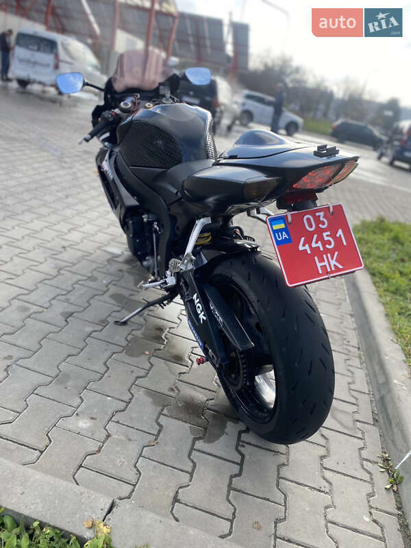 Спортбайк Suzuki GSX-R 600 2006 в Луцке