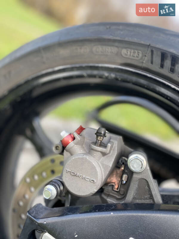 Спортбайк Suzuki GSX-R 600 2006 в Луцке