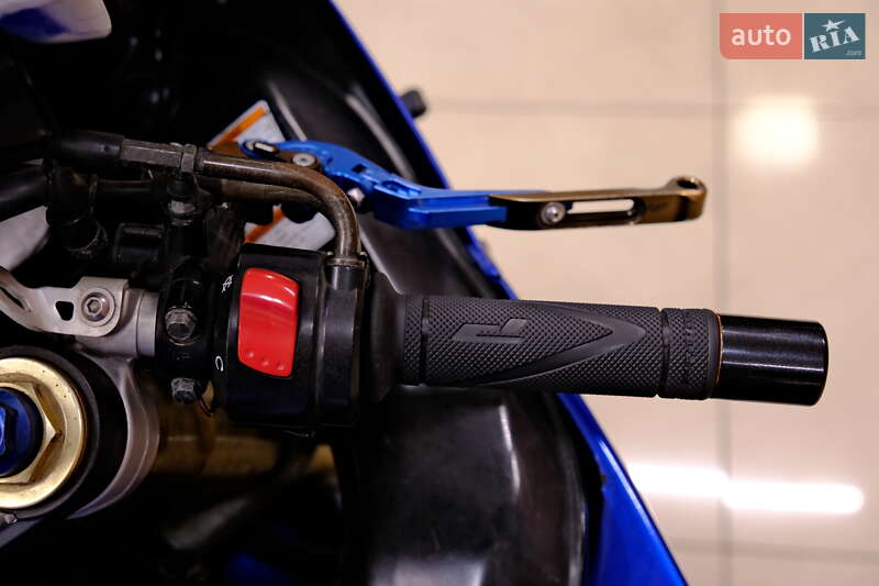 Спортбайк Suzuki GSX-R 600 2004 в Одессе