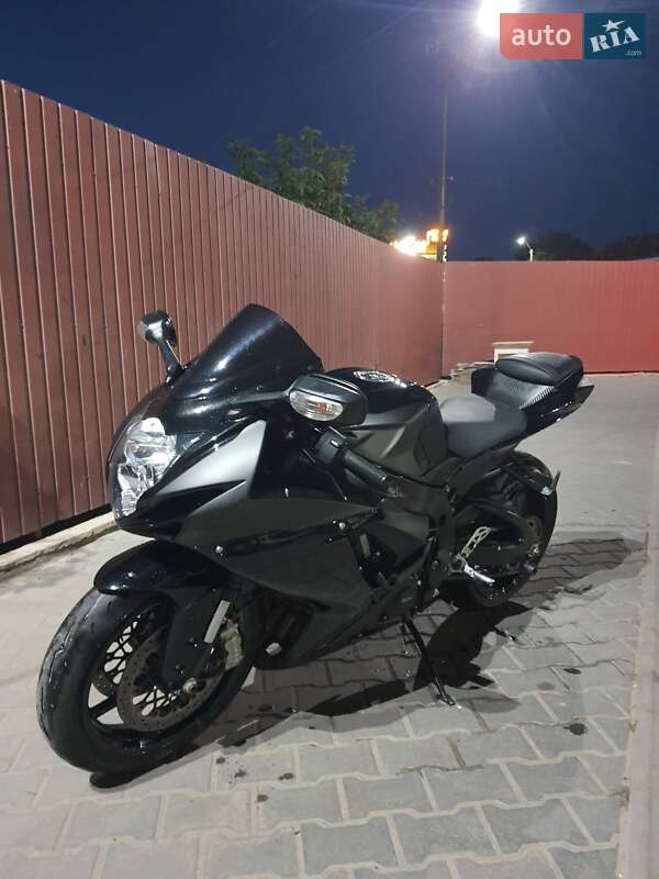 Спортбайк Suzuki GSX-R 600 2019 в Одессе