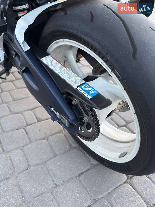 Спортбайк Suzuki GSX-R 600 2011 в Запорожье