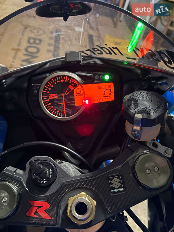 Спортбайк Suzuki GSX-R 600 2011 в Запорожье