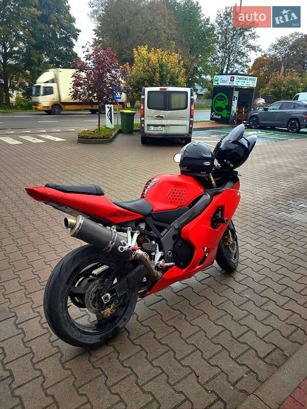 Спортбайк Suzuki GSX-R 600 2005 в Дрогобыче