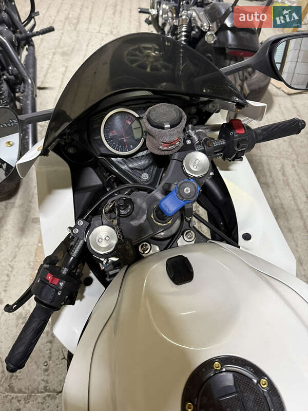 Спортбайк Suzuki GSX-R 600 2012 в Шепетовке