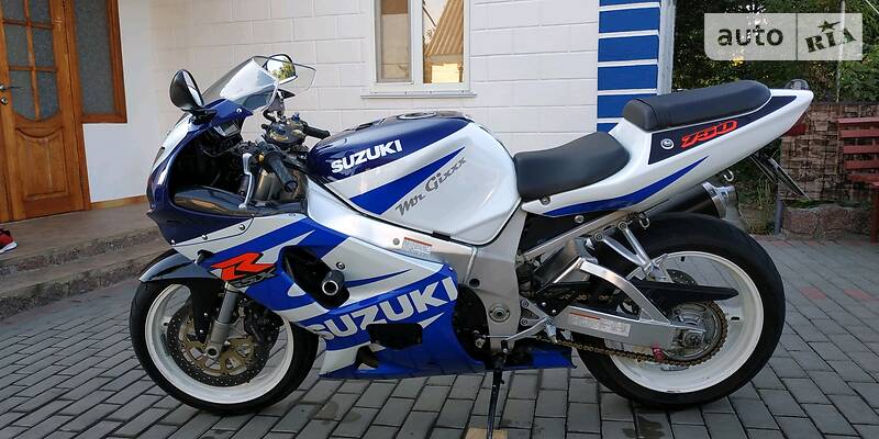 Спортбайк Suzuki GSX-R 750 2002 в Умані