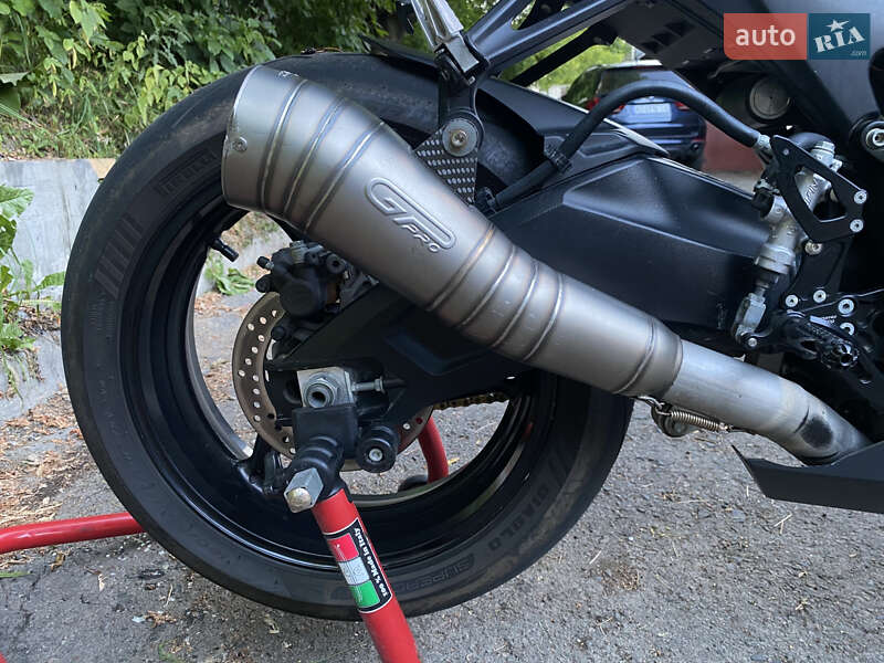 Спортбайк Suzuki GSX-R 750 2016 в Ровно фото 21 Спортбайк Suzuki GSX-R 750 2016 в Ровно