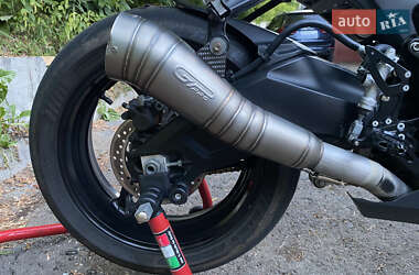 Спортбайк Suzuki GSX-R 750 2016 в 