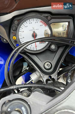Спортбайк Suzuki GSX-R 750 2006 в 