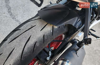 Спортбайк Suzuki GSX-R 750 2023 в 