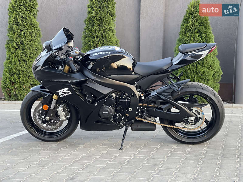 Спортбайк Suzuki GSX-R 750 2024 в Одессе фото 13 Спортбайк Suzuki GSX-R 750 2024 в Одессе