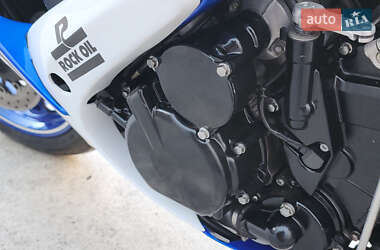 Спортбайк Suzuki GSX-R 750 2008 в 
