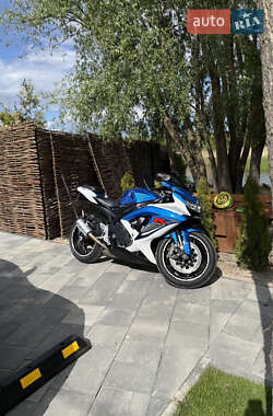 Спортбайк Suzuki GSX-R 750 2009 в 
