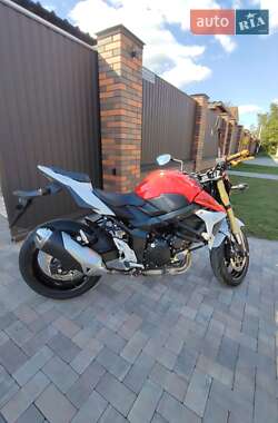 Мотоцикл Без обтекателей (Naked bike) Suzuki GSX-R 750 2017 в 