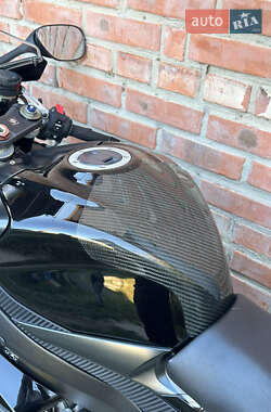 Спортбайк Suzuki GSX-R 750 2009 в 