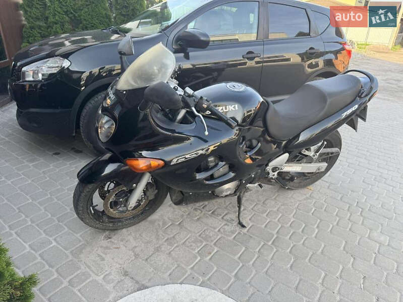 Мотоцикл Спорт-туризм Suzuki GSX-R 750 2003 в Виннице