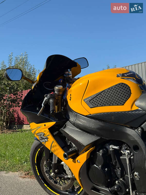 Спортбайк Suzuki GSX-R 750 2012 в Корсуне-Шевченковском