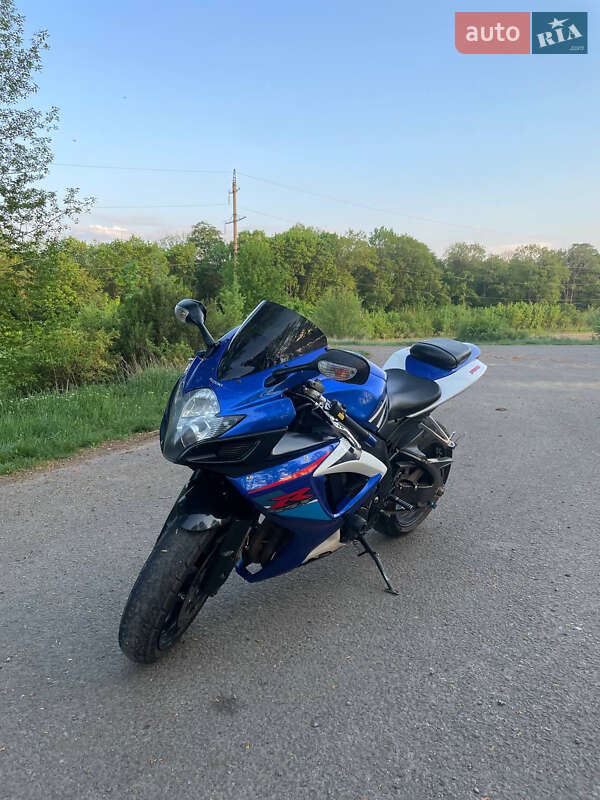 Спортбайк Suzuki GSX-R 750 2006 в Києві фото 3 Спортбайк Suzuki GSX-R 750 2006 в Києві