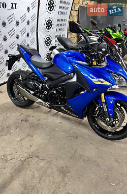 Мотоцикл Спорт-туризм Suzuki GSX-S 1000 2016 в  фото 3 Мотоцикл Спорт-туризм Suzuki GSX-S 1000 2016 в