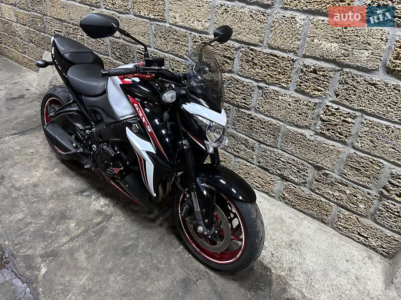 Мотоцикл Без обтекателей (Naked bike) Suzuki GSX-S 1000 2017 в Одессе