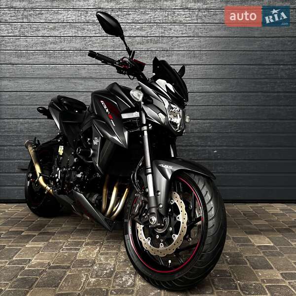 Мотоцикл Без обтекателей (Naked bike) Suzuki GSX-S 750 2017 в Белой Церкви фото Мотоцикл Без обтекателей (Naked bike) Suzuki GSX-S 750 2017 в Белой Церкви