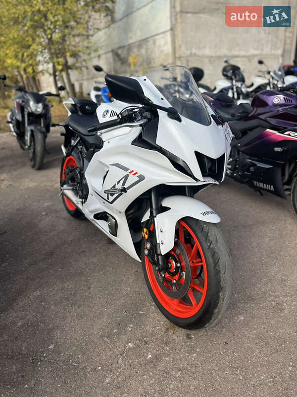 Мотоцикл Без обтекателей (Naked bike) Suzuki GSX-S 750 2019 в Сновске