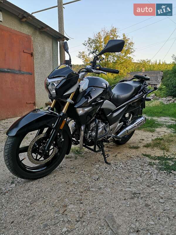 Мотоцикл Туризм Suzuki GW 250 2014 в Могилів-Подільському