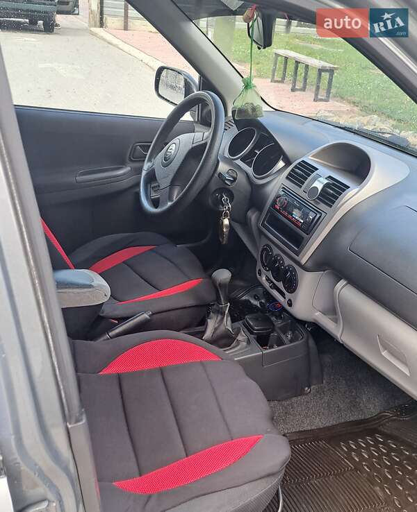 Хетчбек Suzuki Ignis 2005 в Миколаєві фото 7 Хетчбек Suzuki Ignis 2005 в Миколаєві