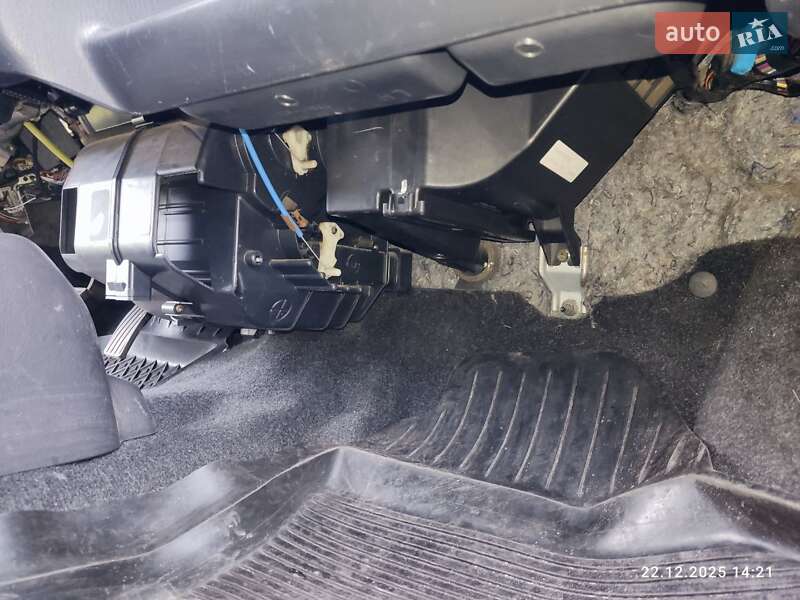 Хэтчбек Suzuki Ignis 2004 в Драбове