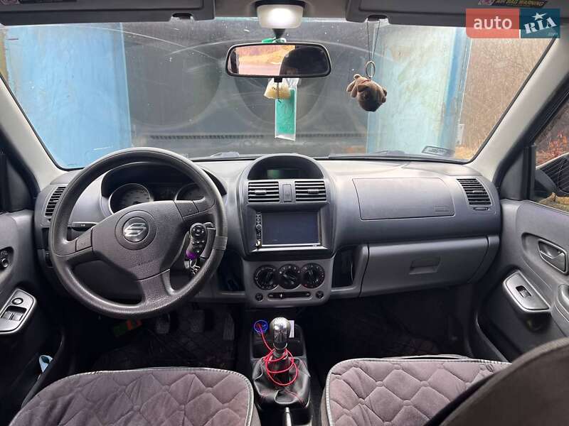 Универсал Suzuki Ignis 2004 в Воловце