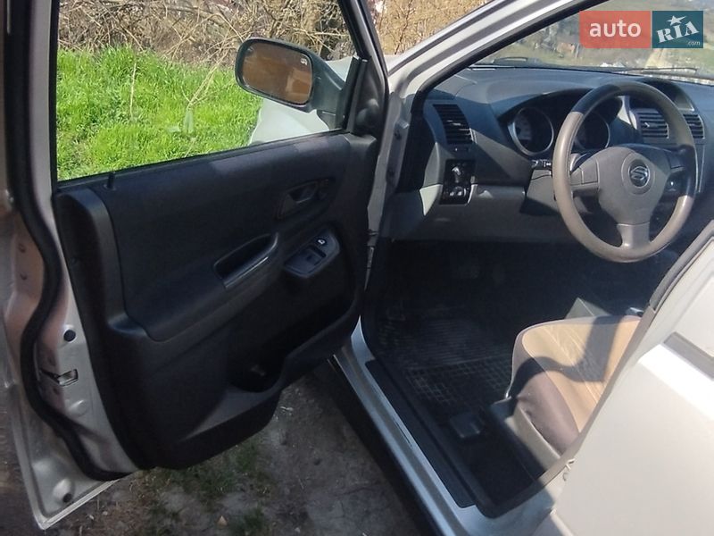 Хетчбек Suzuki Ignis 2004 в Кам'янець-Подільському